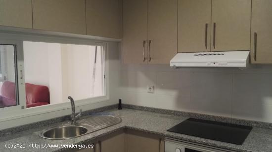 Encantador Bajo Apartamento de 2 Habitaciones en Alquiler - PONTEVEDRA