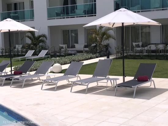 Apartamentos proximos al hotel hard rock, punta cana!!