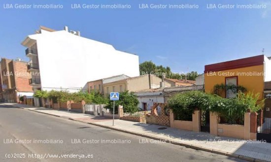 SOLAR PARA CONSTRUCCIÓN DE BLOQUE DE PISOS - Linares