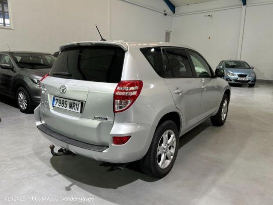 TOYOTA RAV4 en venta en Castuera (Badajoz) - Castuera