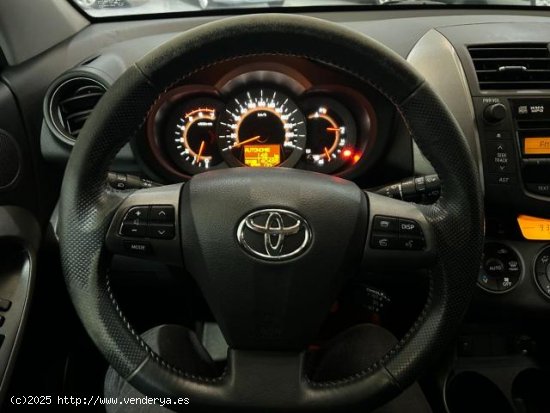 TOYOTA RAV4 en venta en Castuera (Badajoz) - Castuera