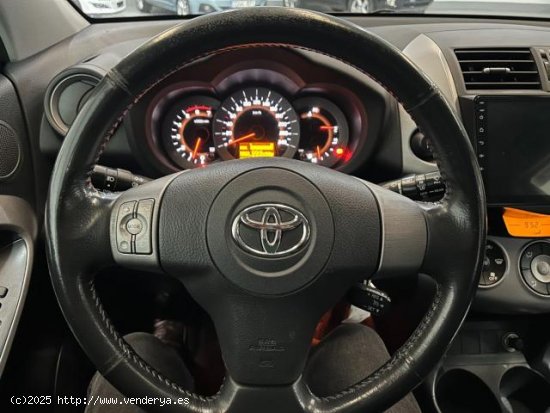 TOYOTA RAV4 en venta en Castuera (Badajoz) - Castuera