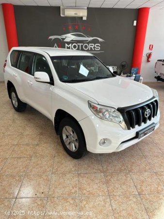  TOYOTA Land Cruiser en venta en Santa Cruz de Tenerife (S.C. Tenerife) - Santa Cruz de Tenerife 