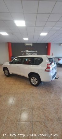 TOYOTA Land Cruiser en venta en Santa Cruz de Tenerife (S.C. Tenerife) - Santa Cruz de Tenerife