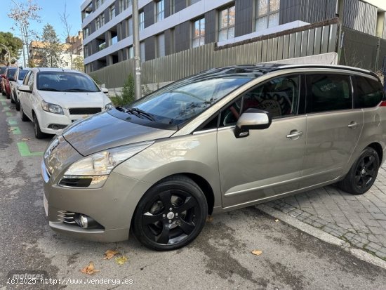 Peugeot 5008 Sport Pack de 2011 con 277.728 Km por 7.800 EUR. en Madrid