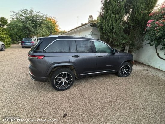 Jeep Grand Cherokee Summit Reserve 4xe 2.0 PHEV de 2023 con 17.000 Km por 80.000 EUR. en Madrid