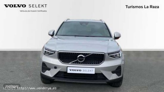 Volvo XC40 TODOTERRENO 2.0 B3 CORE AUTOMATICO 163CV 5P de 2024 con 5 Km por 38.900 EUR. en Sevilla