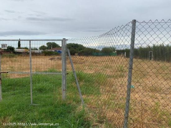  Zona Aeropuerto, parcela de 2.000 m2 con punto de luz. - CORDOBA 