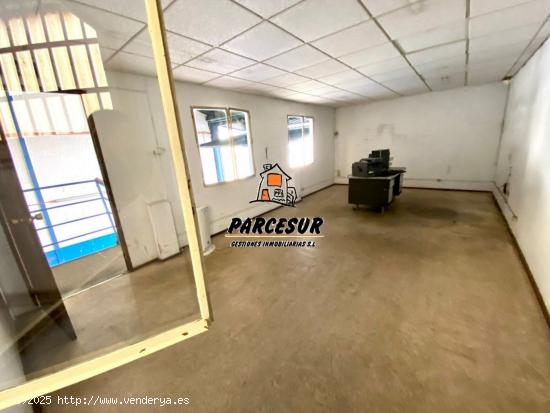 POLIGONO AMARGACENA - NAVE INDUSTRIAL EN VENTA CON UNOS 300 M2 - CORDOBA