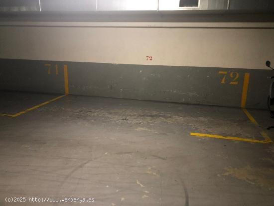 VENTA DE LOTE PARKING COCHE GRANDE Y MOTO EN ZONA 22@ - BARCELONA