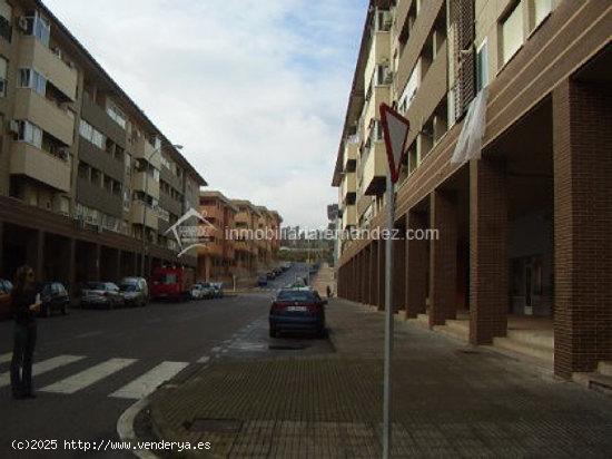 gran local en mejostilla - CACERES