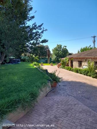 Espectacular vivienda hecha a capricho !! - CACERES