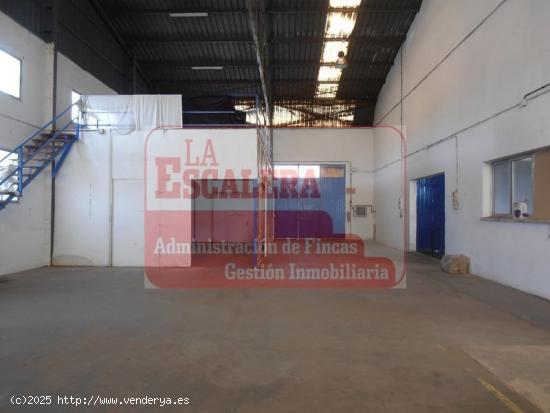 NAVE INDUSTRIAL 1120M2. ONIL - ALICANTE