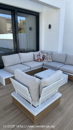 Chalet en venta en El Campello (Alicante)