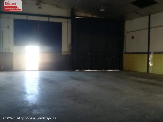 Nave industrial en Onil, parcela 1200m2, tiene fuerza - ALICANTE