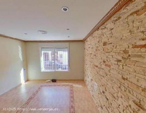 Se vende magnifica casa, zona centro de SANT VICENT DEL RASPEIG - ALICANTE