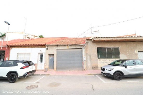  Villa en venta en Torrevieja (Alicante) 