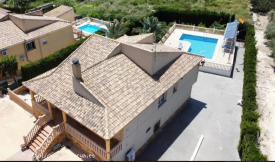 Villa en venta en Fortuna (Murcia)