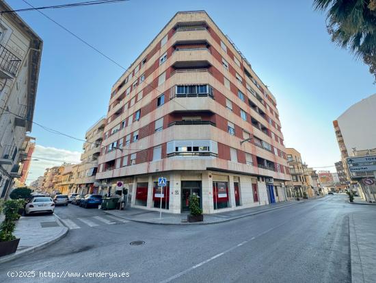  Local comercial en Almoradi - ALICANTE 