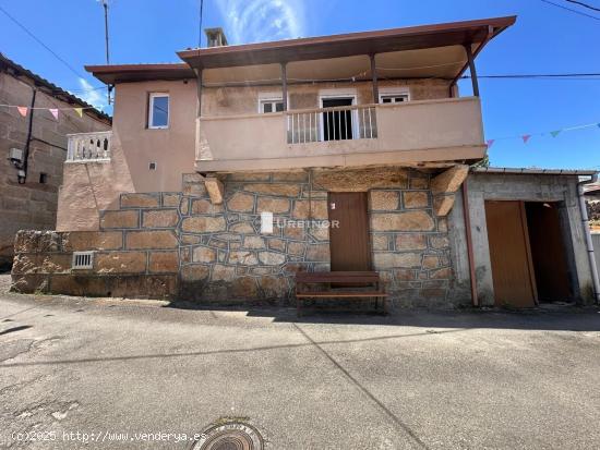  ¡¡¡ ATENCIÓN !!! Casa REFORMADA con FINCA, en CACHAMUIÑA a 4 km. de Ourense. - ORENSE 