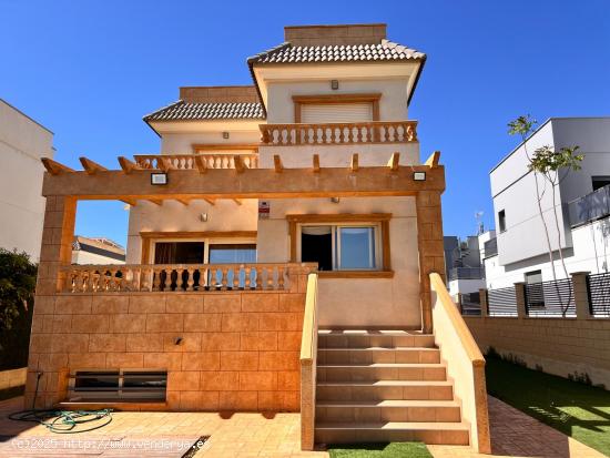  Excelente Chalet en La Font (San Juan de Alicante) - ALICANTE 