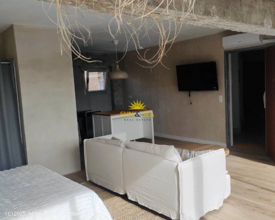 Apartamento en alquiler en Alicante (Alicante)