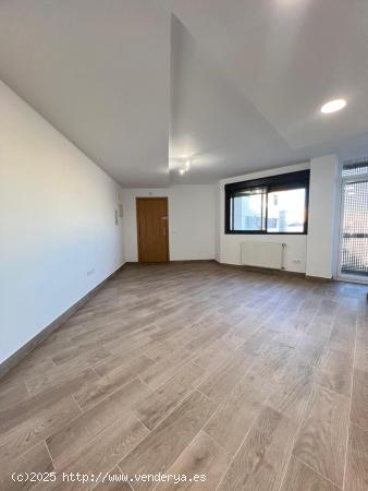 ¡Descubre tu nuevo hogar! InmoRenta te presenta este exclusivo piso en Arroyomolinos - MADRID