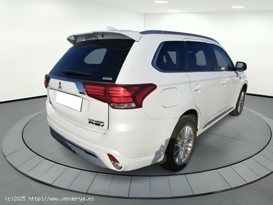 Mitsubishi Outlander 2.4 PHEV MOTION AUTO 4WD - LEGANES