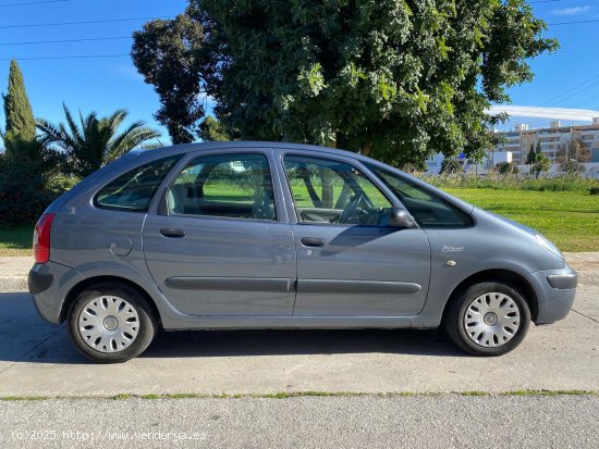 Citroën Xsara Picasso 1.6 HDI LX 92 CV CERTIFICADO DE KILOMETROS Y CARROCERIA - Malaga