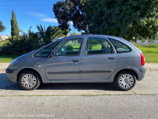 Citroën Xsara Picasso 1.6 HDI LX 92 CV CERTIFICADO DE KILOMETROS Y CARROCERIA - Malaga