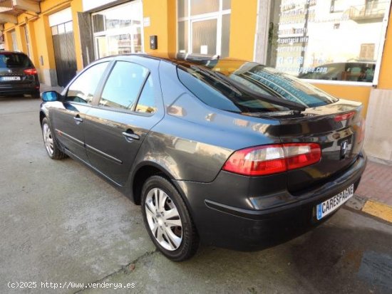 RENAULT Laguna en venta en AlcarrÃ s (Lleida) - AlcarrÃ s