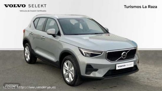 Volvo XC40 TODOTERRENO 2.0 B3 CORE AUTOMATICO 163CV 5P de 2024 con 10 Km por 37.900 EUR. en Sevilla