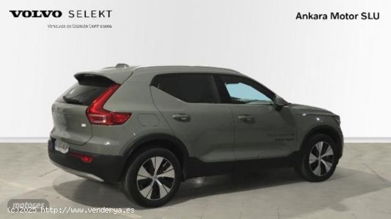 Volvo XC40 Recharge Core, T4 plug-in hybrid,Electrico/Gasolina, Bright de 2023 con 17.279 Km por 37.