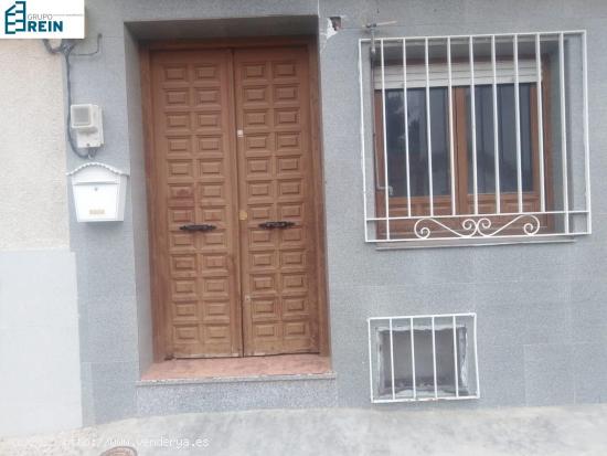 Vivienda unifamiliar en Calle Nueva - Villasequilla (Toledo) - TOLEDO