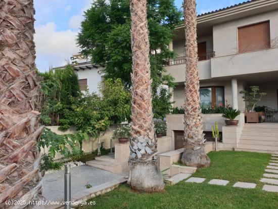 CHALET EN VENTA EN ELDA - ALICANTE