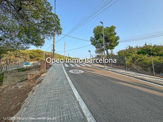 Solar en venta en Canyelles - BARCELONA