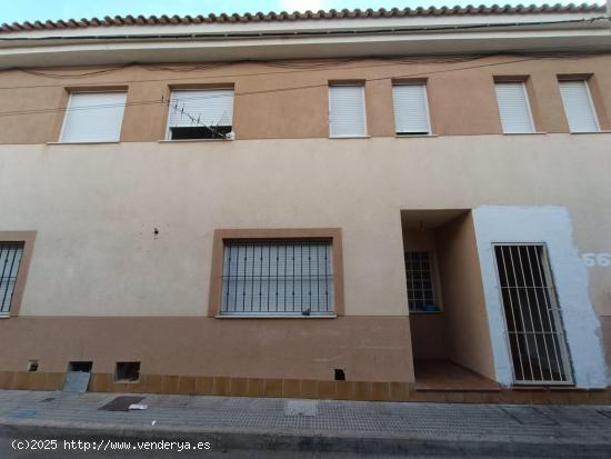 OPORTUNIDAD, SE VENDE ADOSADO EN LOS SAEZ - MURCIA