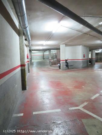 PLAZA DE PARKING EN VENTA AL LADO DEL MERCADO DE SANT ANTONI - BARCELONA