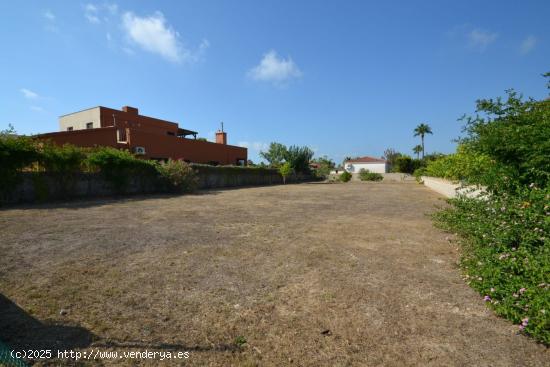 Solar edificable de 840m² en la Urb. Riumar, a escasos metros del paseo Marítimo - TARRAGONA