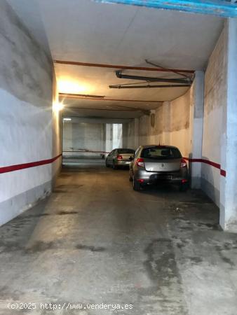 Local de 282 m2 en zona Mercadona de abajo (Quart de Poblet) - VALENCIA