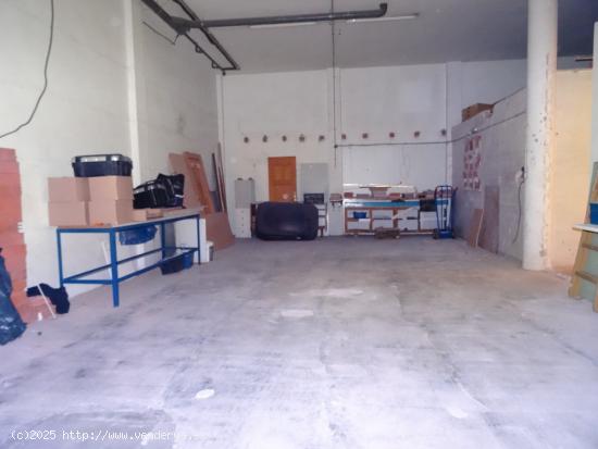  ¡¡ Amplio local comercial en Alquiler en buena zona de Bº Peral !! - MURCIA 