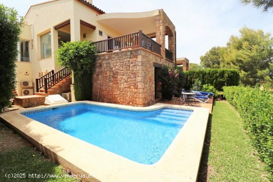 Villa en venta en Dénia (Alicante)