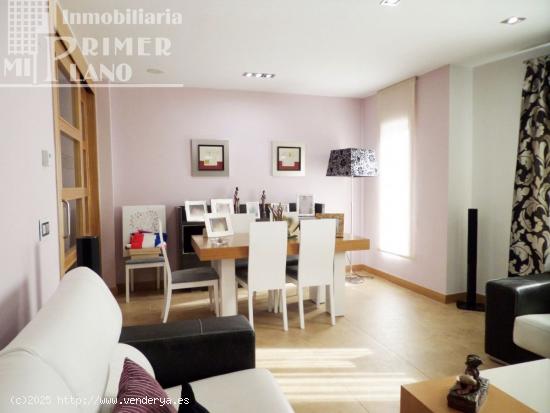 CASA DE LUJO 303 m2 - ***AHORA PUEDE SER TUYA POR 205.000€*** Junto Avda. Juan Carlos I, - CIUDAD 