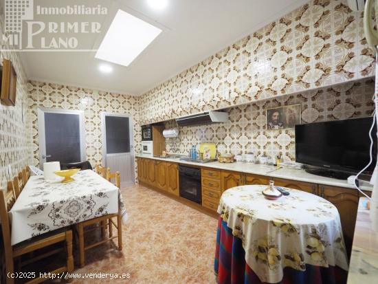 *CASA DE 2 PLANTAS POR CALLE DON VICTOR POR 168.000 €* - CIUDAD REAL