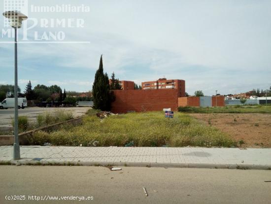 Solar en la zona Poligono 20, con 350 m2 de parcela y 11 metros fachada - CIUDAD REAL