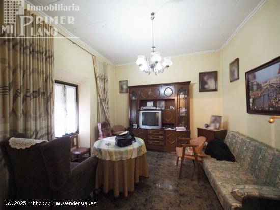  *Vivienda de planta baja en c/Oriente con 192 m2 de parcela, 4 dormitorios* - CIUDAD REAL 