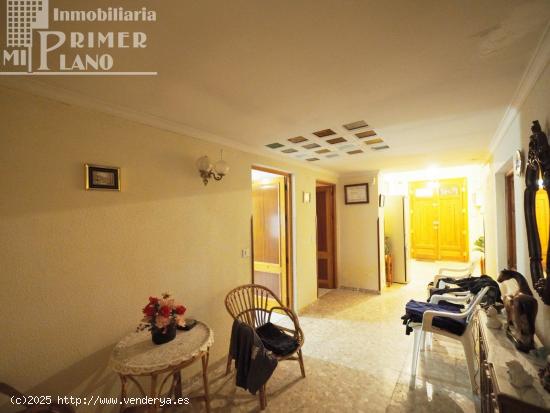 *Vivienda de planta baja en c/Oriente con 192 m2 de parcela, 4 dormitorios* - CIUDAD REAL