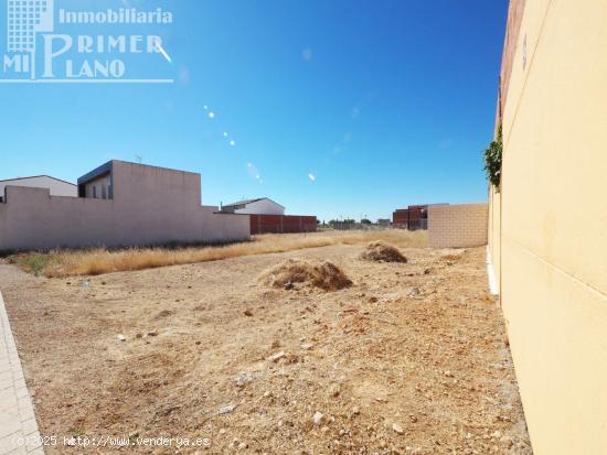 Solar en venta en Poligono 20, de 230 m2 de parcela y 12 metros de fachada por solo 70.150 euros - C