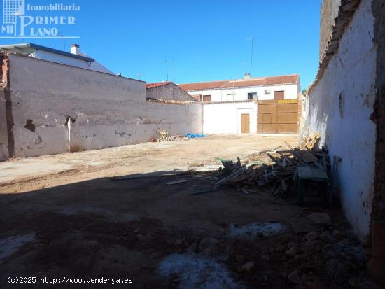 ¡ Solar con 487 m2 de suelo en calle LA PAZ ! - CIUDAD REAL