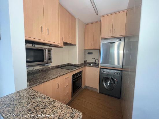 Se vende piso en Torrevieja zona Puerto Deportivo - ALICANTE